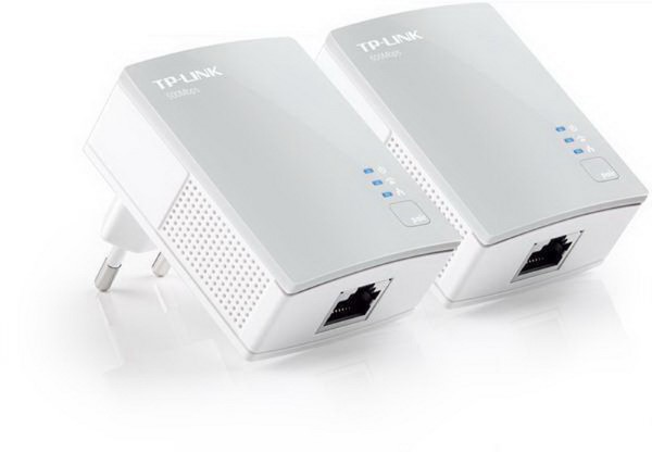 TP-LINK TL-PA4010KIT AV500 Nano Powerline Ethernet Adapter Kit, Ultra Compact Size, 500Mbps Powerline Datarate